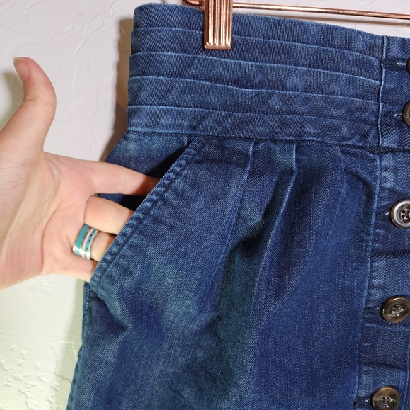 Pilcro And The Letterpress Anthropologie Pleated Denim Button Down Skirt Size 4 - Picture 3 of 6